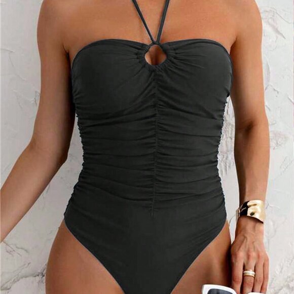Black Elegant Women's Front Tie Bandeau Swimsuit - Picture 3 of 3